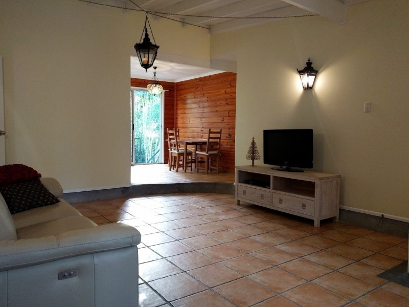 15 Arunga Street, Petrie QLD 4502