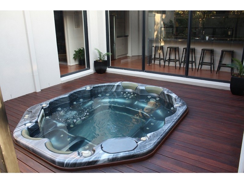 35 Ambrosia Rise, Epsom VIC 3551