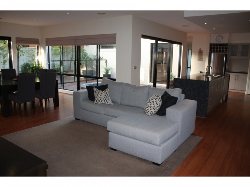 35 Ambrosia Rise, Epsom VIC 3551