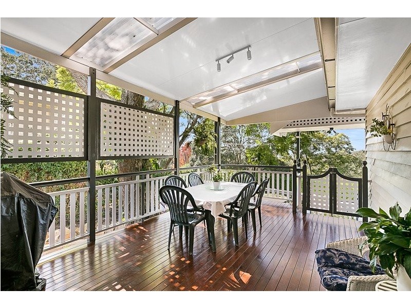 1A Curzon Street, Mount Lofty QLD 4350