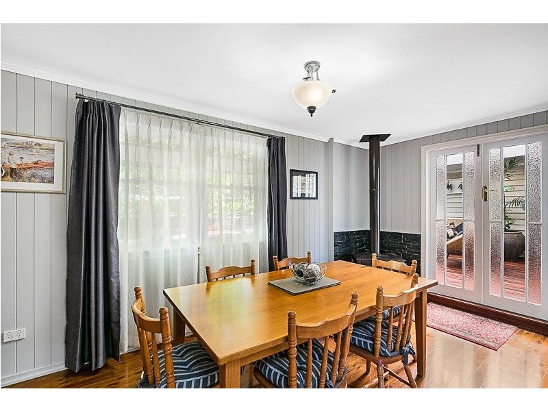 1A Curzon Street, Mount Lofty QLD 4350