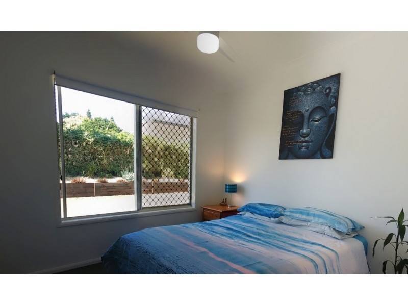 26 Mokera Street, Coral Cove QLD 4670
