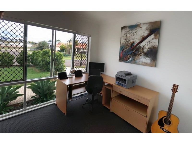 26 Mokera Street, Coral Cove QLD 4670