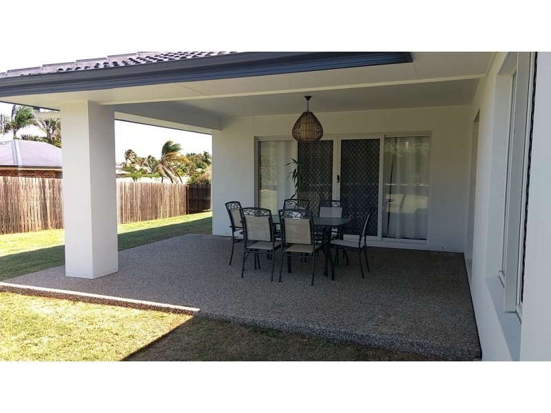 26 Mokera Street, Coral Cove QLD 4670