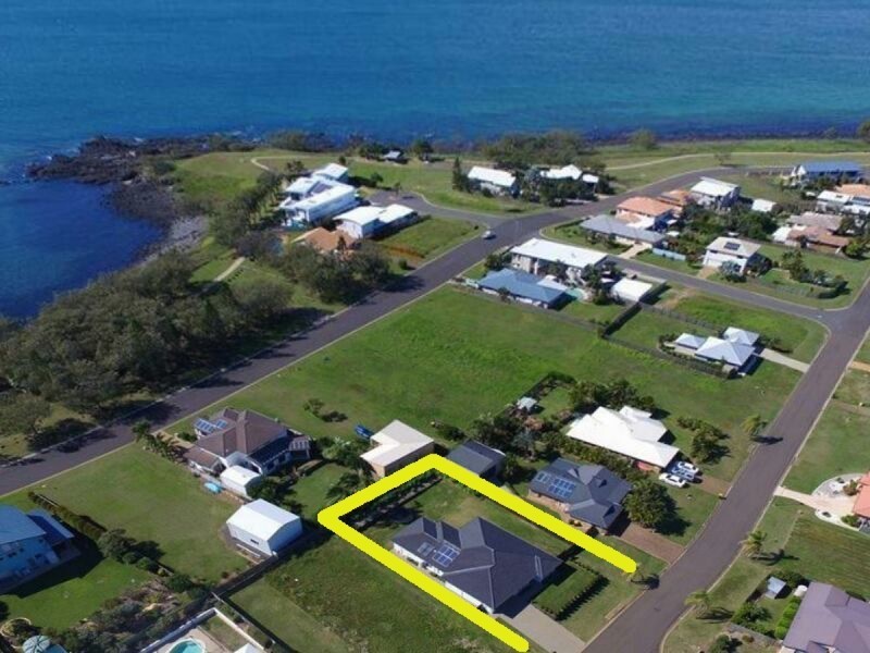 26 Mokera Street, Coral Cove QLD 4670