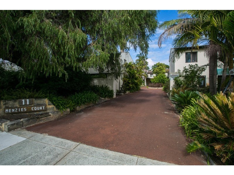 4/11 South Terrace, Como WA 6152