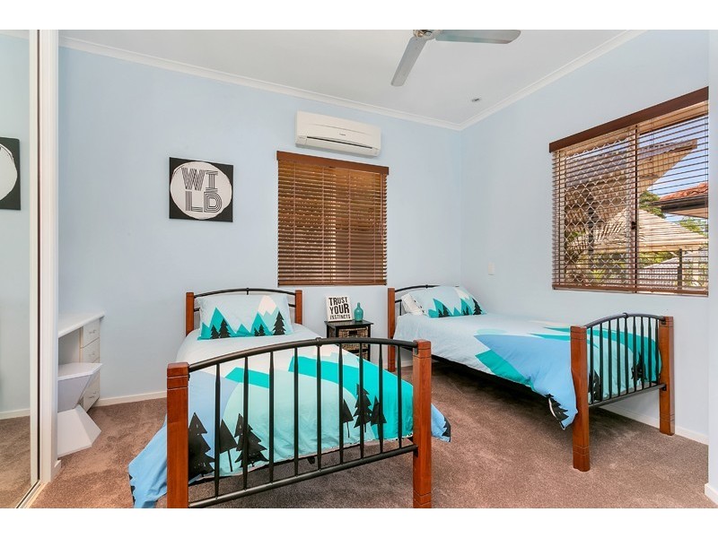 32 Hutchinson Street, Edge Hill QLD 4870