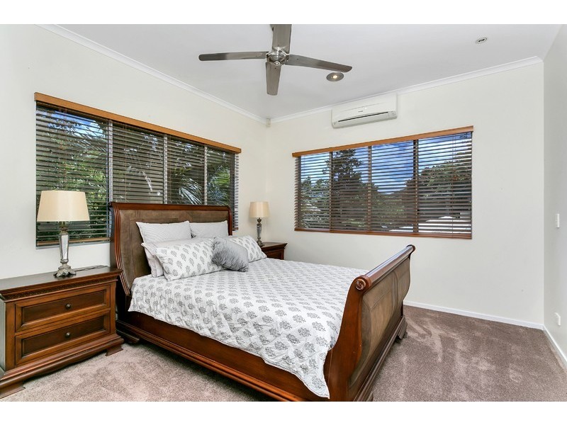 32 Hutchinson Street, Edge Hill QLD 4870