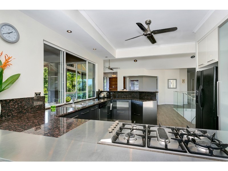 32 Hutchinson Street, Edge Hill QLD 4870