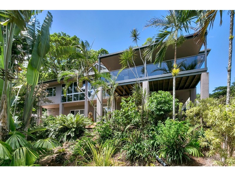 32 Hutchinson Street, Edge Hill QLD 4870