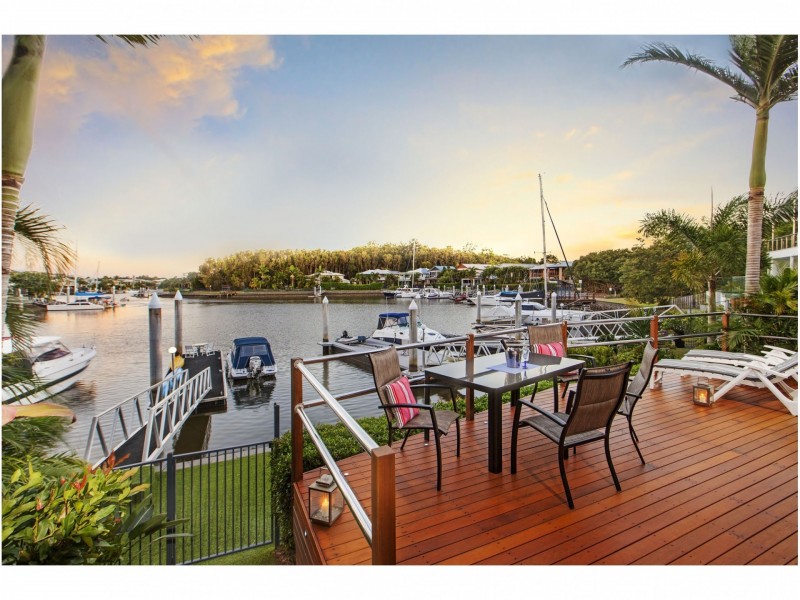 2 Kurrewa Lane, Coomera Waters QLD 4209