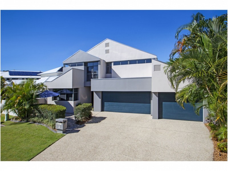 2 Kurrewa Lane, Coomera Waters QLD 4209