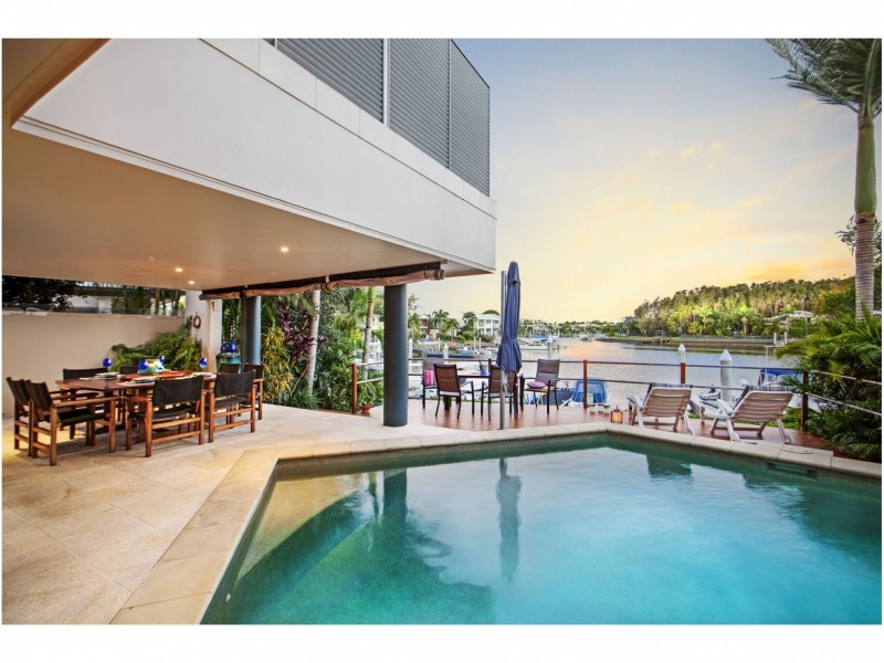 2 Kurrewa Lane, Coomera Waters QLD 4209