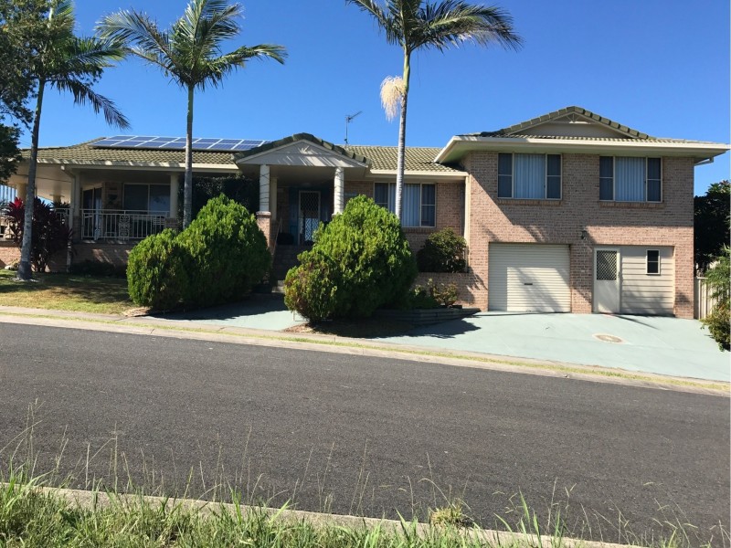 71 Raleigh Street, Scotts Head NSW 2447