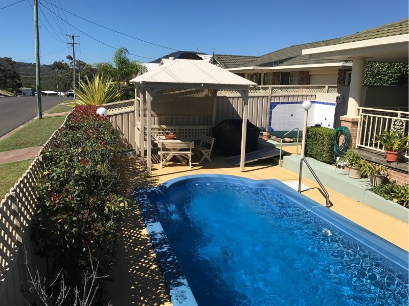 71 Raleigh Street, Scotts Head NSW 2447