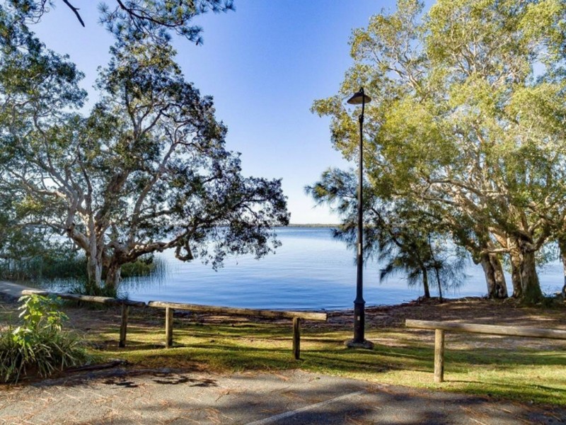 8 Boreen Parade, Boreen Point QLD 4565
