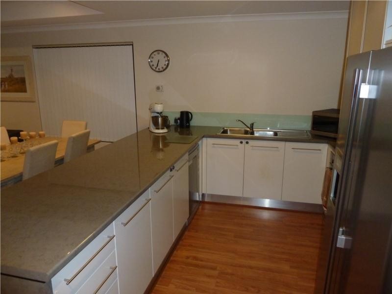 4 Bedourie Pass, Ellenbrook WA 6069