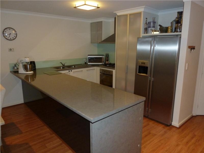 4 Bedourie Pass, Ellenbrook WA 6069