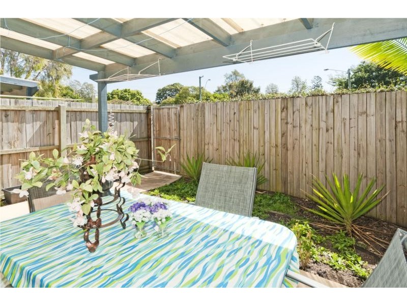 27 215 Creek Road, Mount Gravatt East QLD 4122