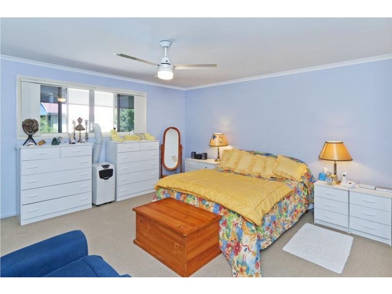 27 215 Creek Road, Mount Gravatt East QLD 4122