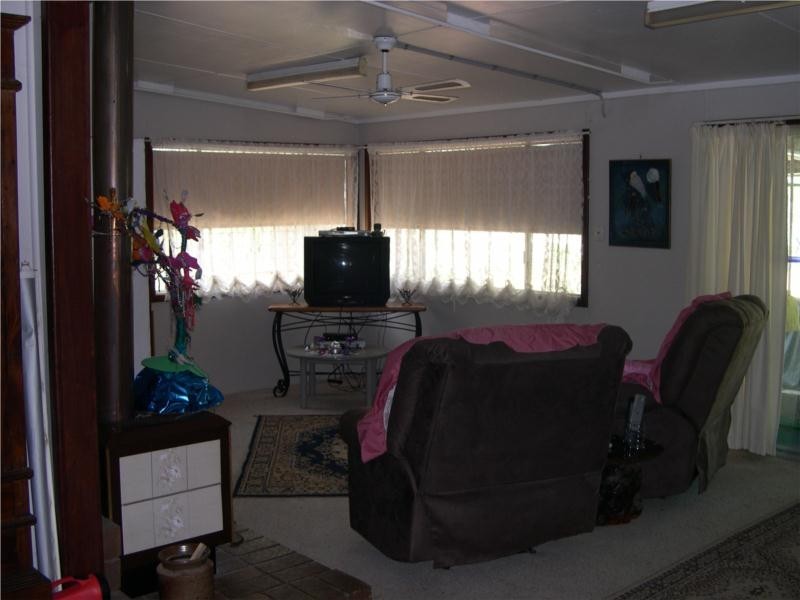 84 Forrest Street, Kellerberrin WA 6410