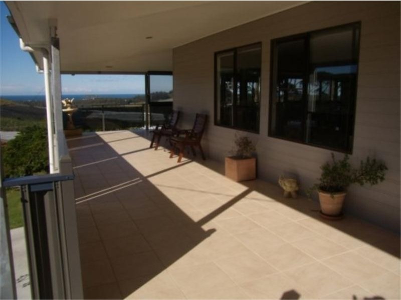 35E Rickards Road, Sandy Beach NSW 2456