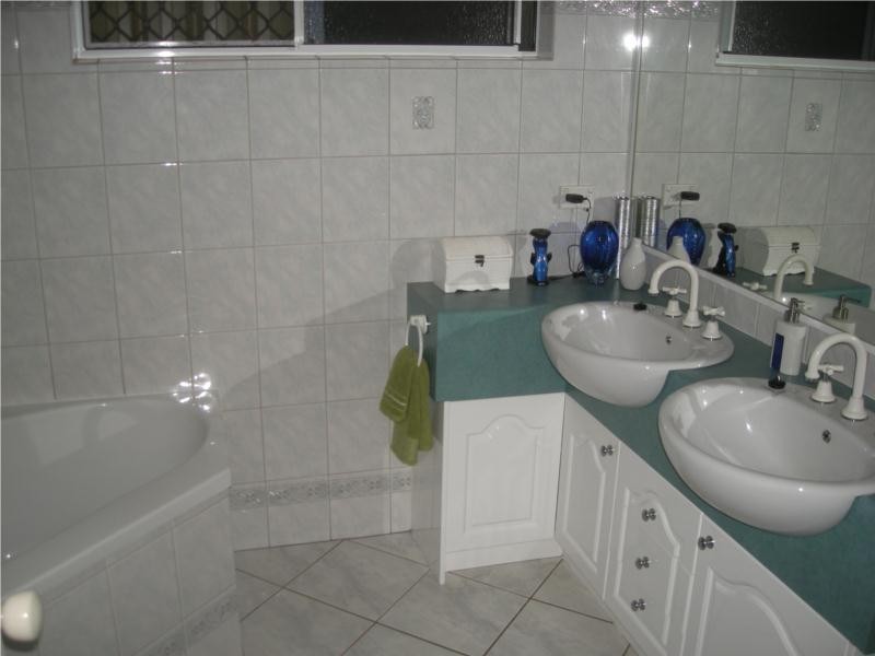 26 negri street, Bakewell NT 0832