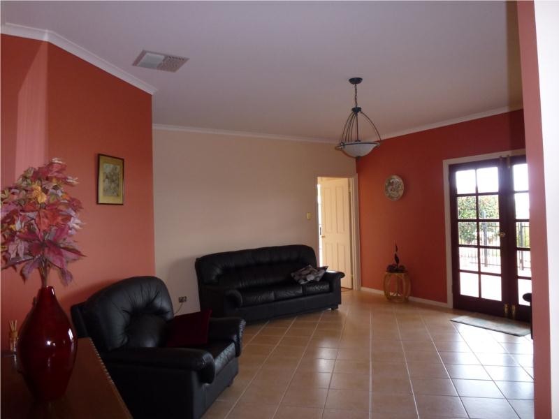 16 Panama Grove, Greenwith SA 5125