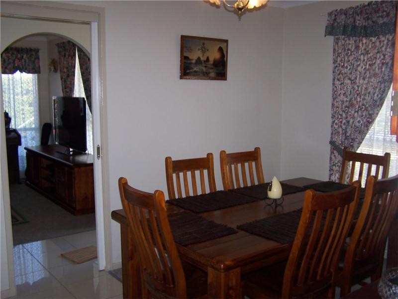 2 Cann Close, Tamworth NSW 2340