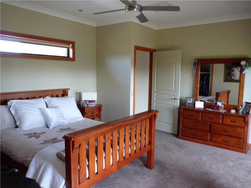 28 Vaughan Road, Thurgoona NSW 2640