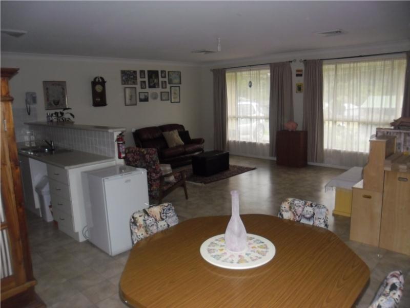 7 Blacks Road, Paxton NSW 2325