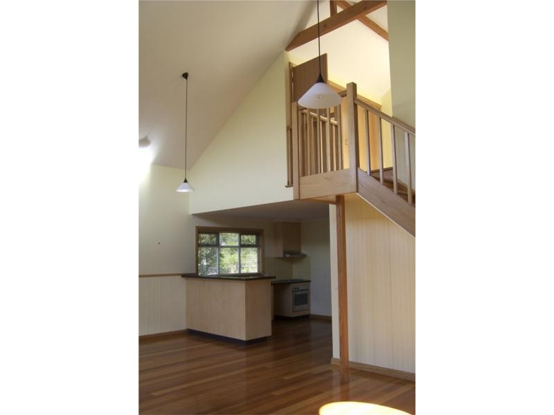 5A Philip St, Aireys Inlet VIC 3231