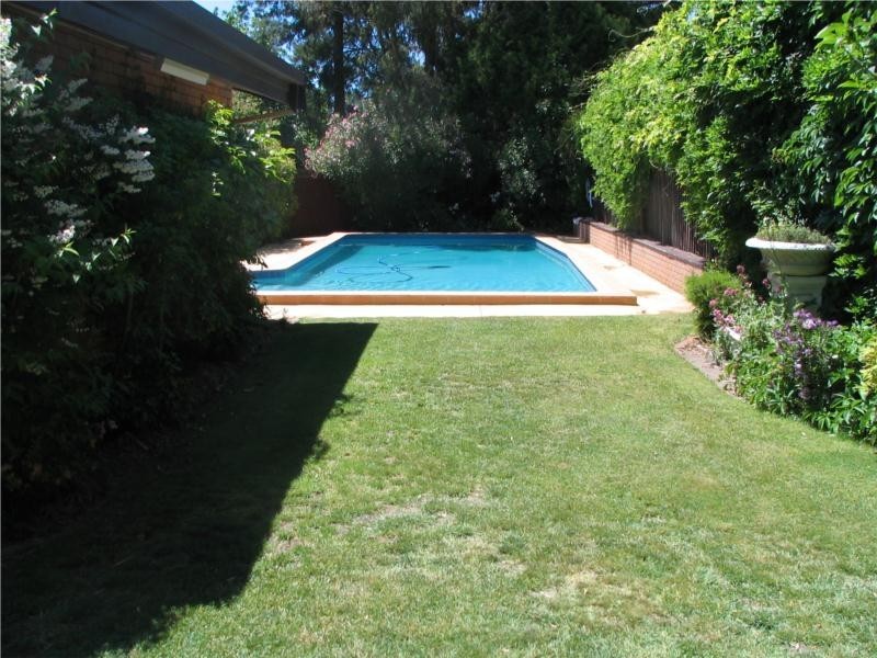 40 Gowrie Walk, Bathurst NSW 2795