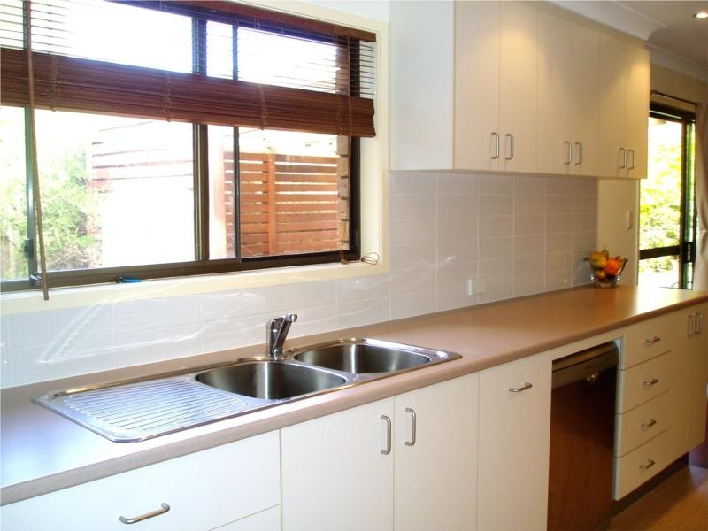 42 Ironbark Road, Chapel Hill QLD 4069