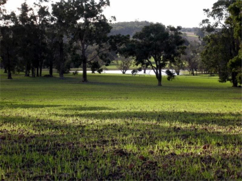 2386 Bowelling-Duranillin Road, Darkan WA 6392