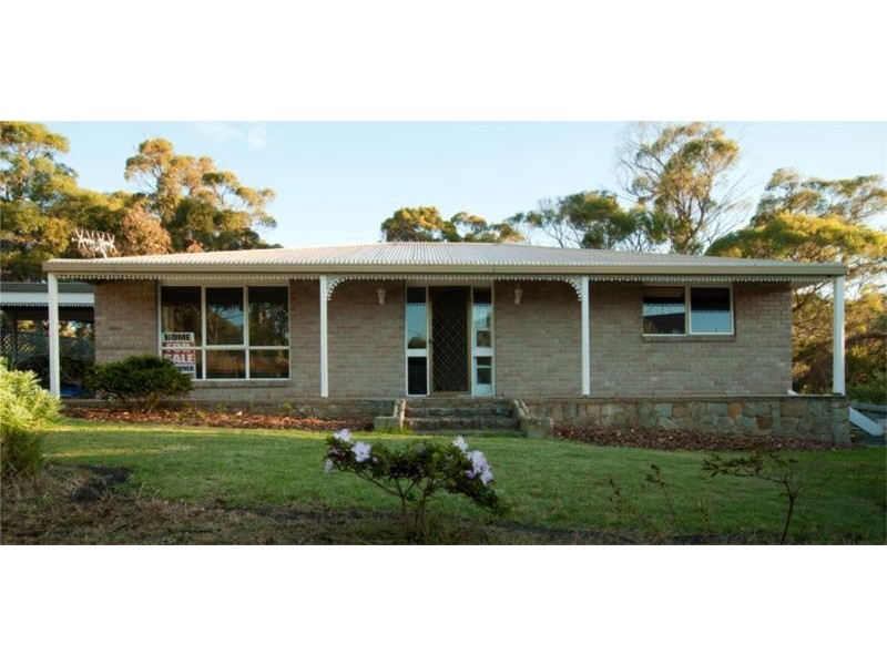 8 Cray Court, Binalong Bay TAS 7216