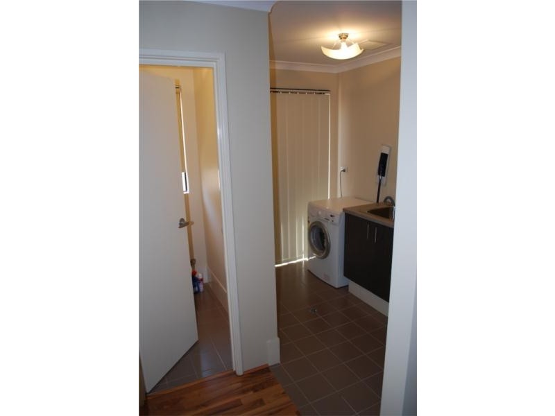 28 Scottsdale Turn, Meadow Springs WA 6210