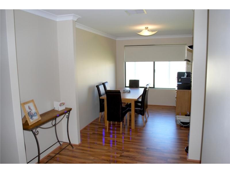 28 Scottsdale Turn, Meadow Springs WA 6210