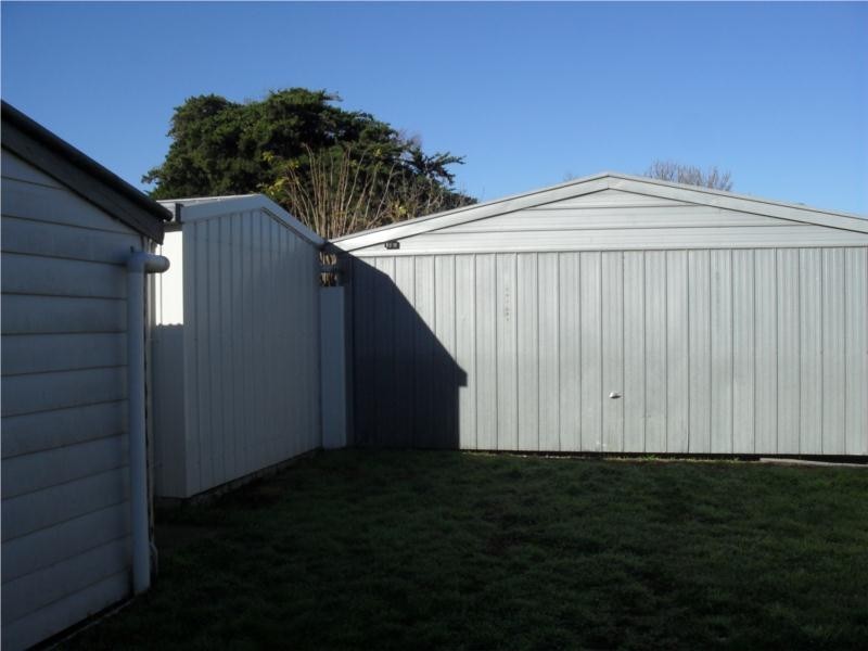 19 Warburton Street, Beaufort VIC 3373