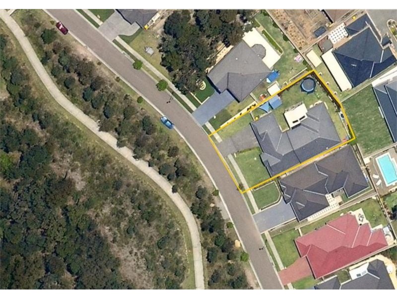 12 Canada Crescent, Cameron Park NSW 2285