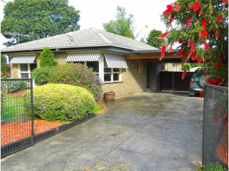 8 Jackson Street, South Morang VIC 3752