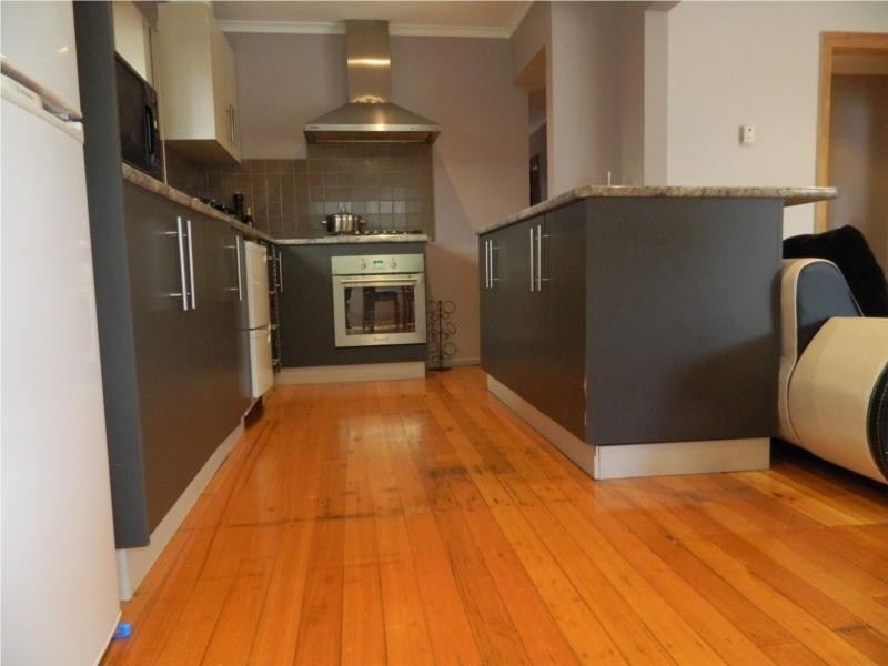 8 Jackson Street, South Morang VIC 3752