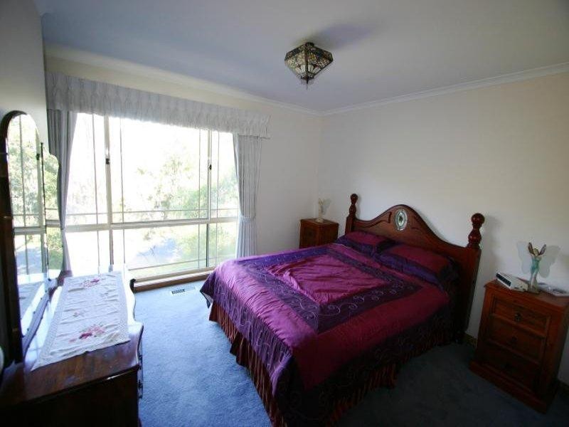 4 Pindari Drive, Mount Clear, Mount Clear VIC 3350