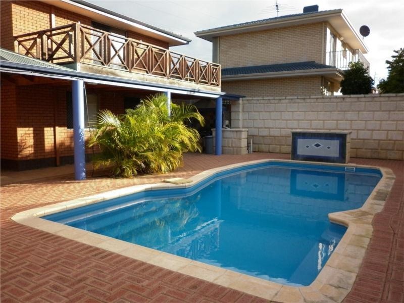 12 Janson Road, Hamilton Hill WA 6163