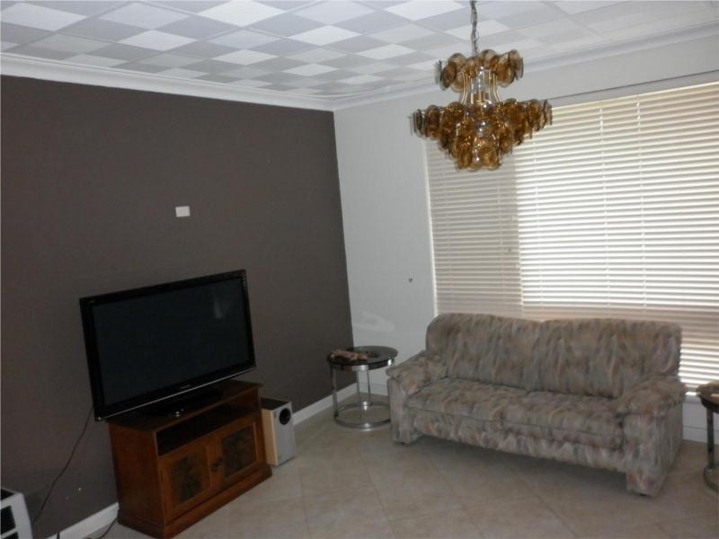 12 Janson Road, Hamilton Hill WA 6163