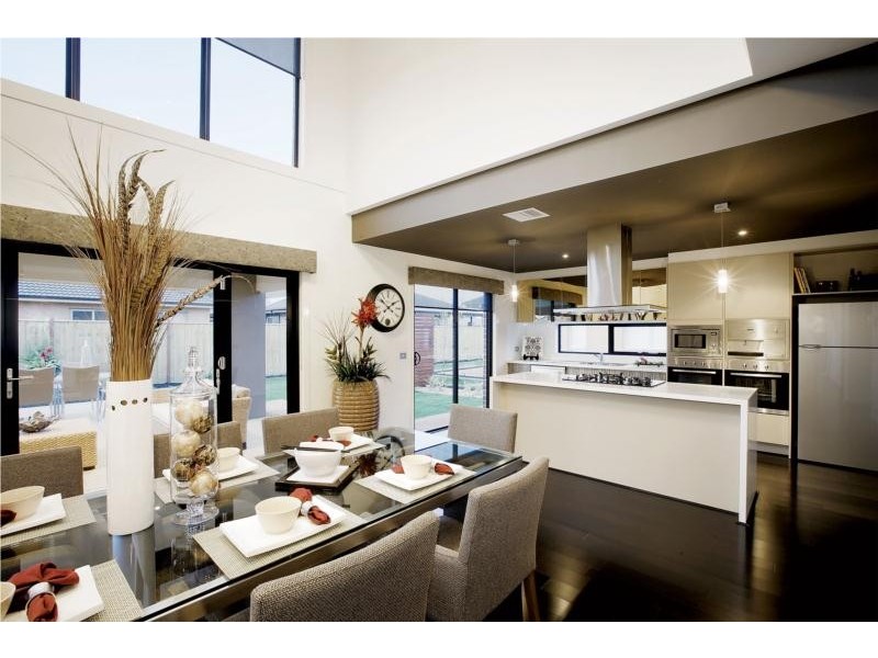 170 HAZEL GLEN DRIVE, Doreen VIC 3754