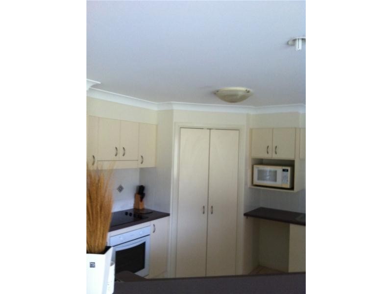 33 Explorers Way, Lake Cathie NSW 2445