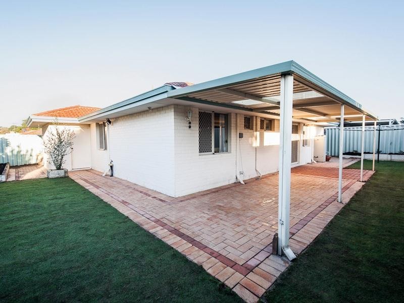 3/11-13 Pearl Road, Cloverdale WA 6105