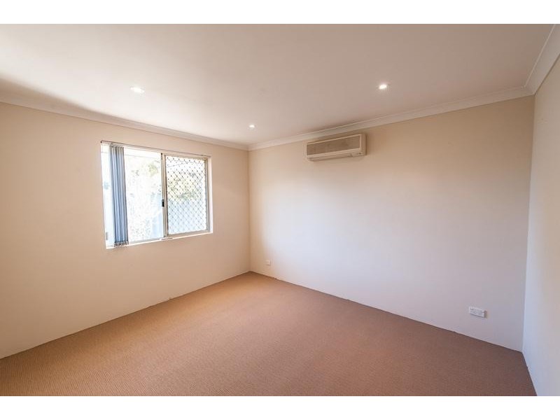 3/11-13 Pearl Road, Cloverdale WA 6105