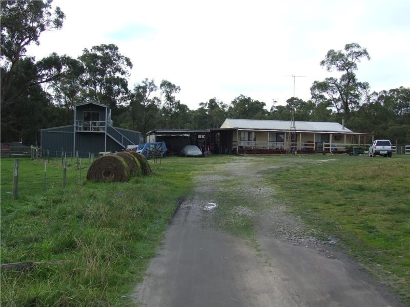 104 Thalloo Road, Tanjil South VIC 3825